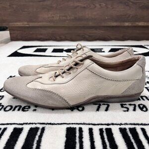 Maruti Italian Design Flat and Pointy Leather Shoes - UNISEX